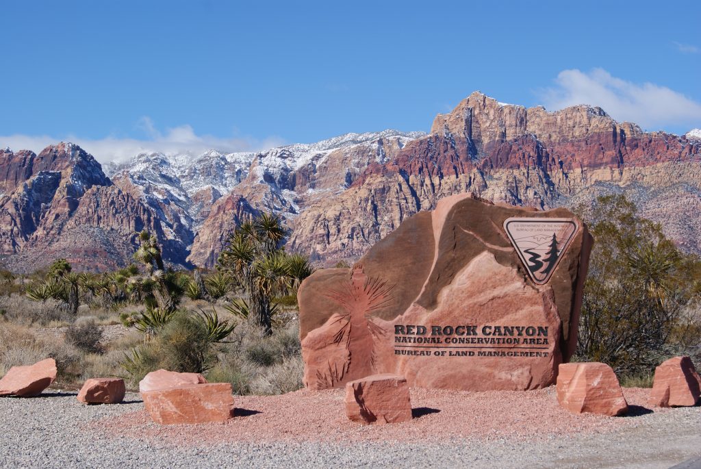 Red Rock Canyon - Top 10 Outdoor Attractions near Las Vegas
